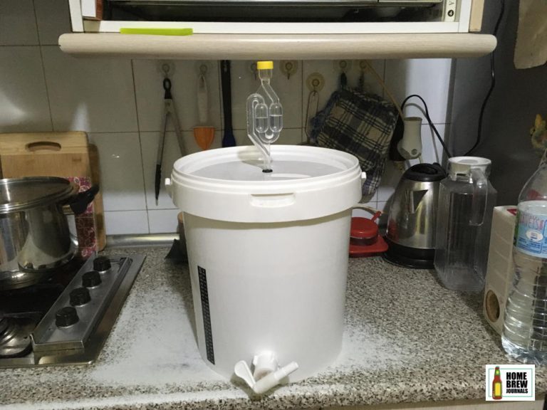 A fifteen litre fermenter, all I need to make ten litres of beer